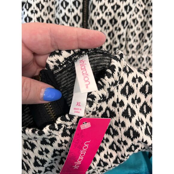 Xhilaration Black White Geometric Dress XL NWT Sleeveless Knit Zip Back - Picture 7 of 11